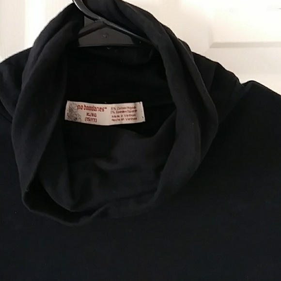 Top - Picture 2 of 2